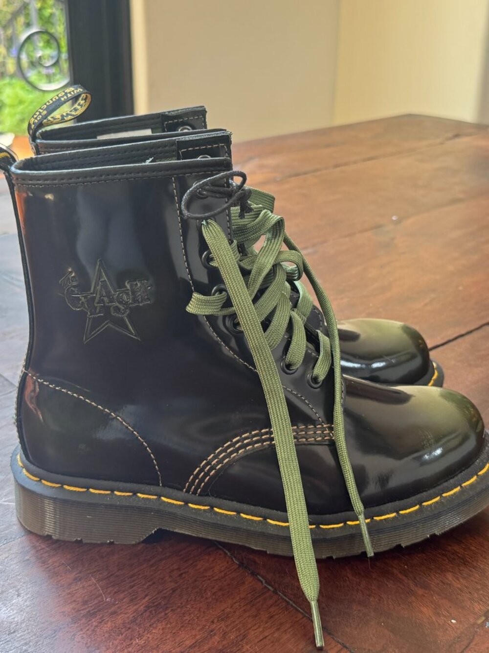 Dr. Martens x The Clash 1460 Boots Black Patent Leather Sz US Mens 7/Women’s 9 - Picture 6 of 13